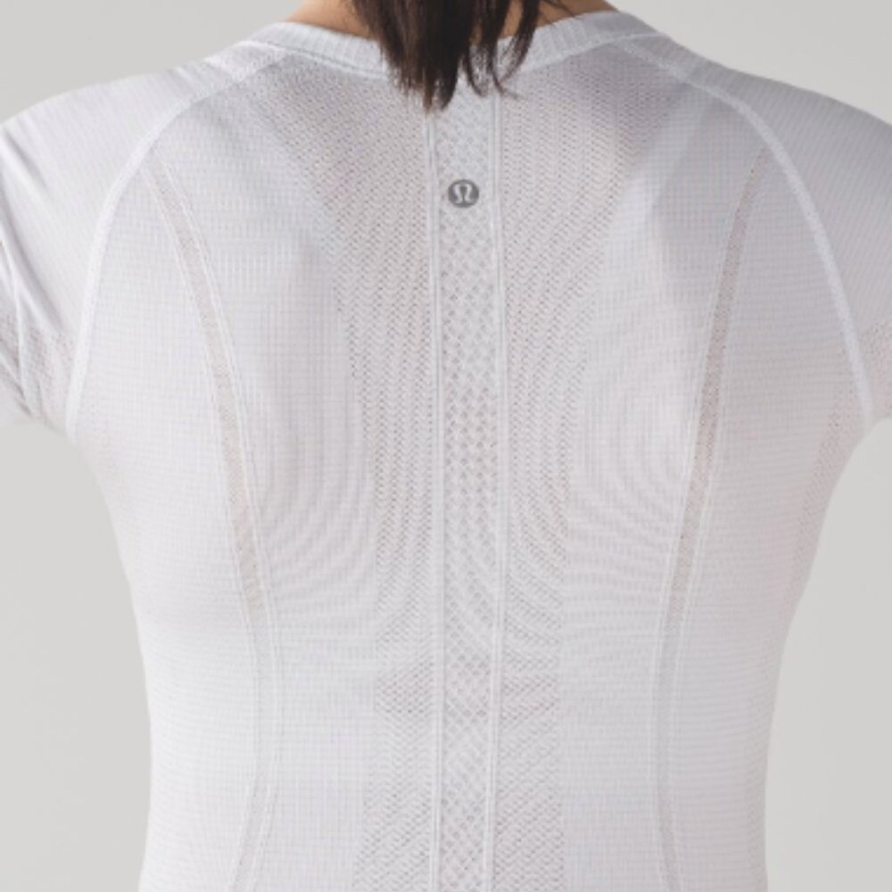 (6061) 🍋 LULULEMON RUN: Swiftly Tech Short Sleeve Crew Sz 10 **LOVED - Picture 5 of 10